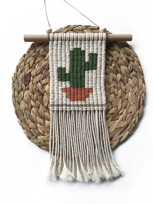 Cactus macramé