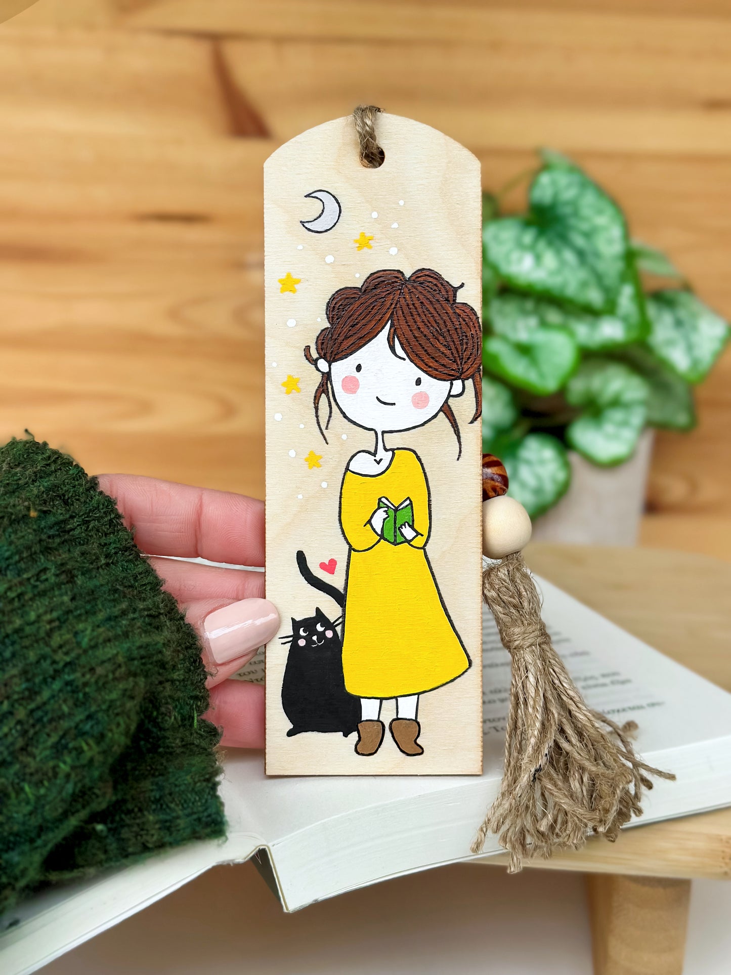 Wooden bookmark-books & cats