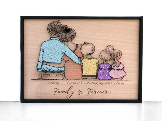 Beautiful family // natural wood